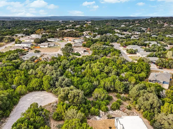 2003 Highland Lake Dr, Leander, TX 78645