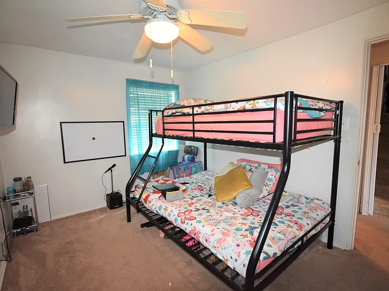 235 W Hickory Rd — Photo 40