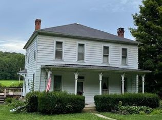 7488 Camp Creek Rd, Lucasville, OH 45648