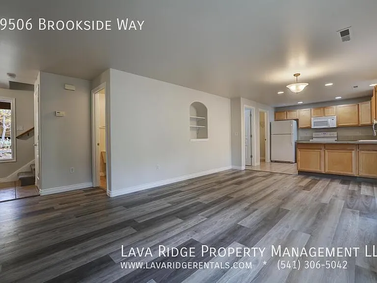 19506 Brookside Way — Photo 5