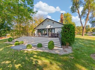 6103 Highland Ave, Manitou Beach, MI 49253