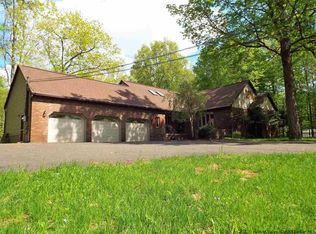 37 Van Buskirk Rd, Saugerties, NY 12477