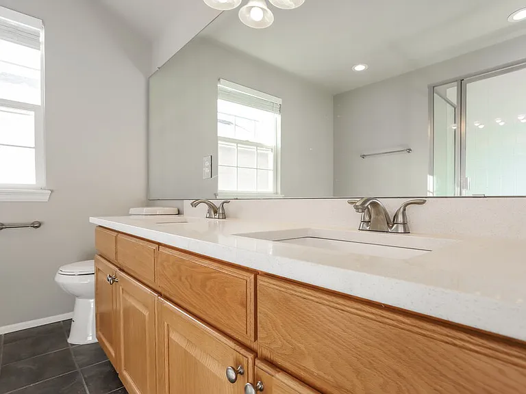 9678 Sun Meadow St — Photo 14