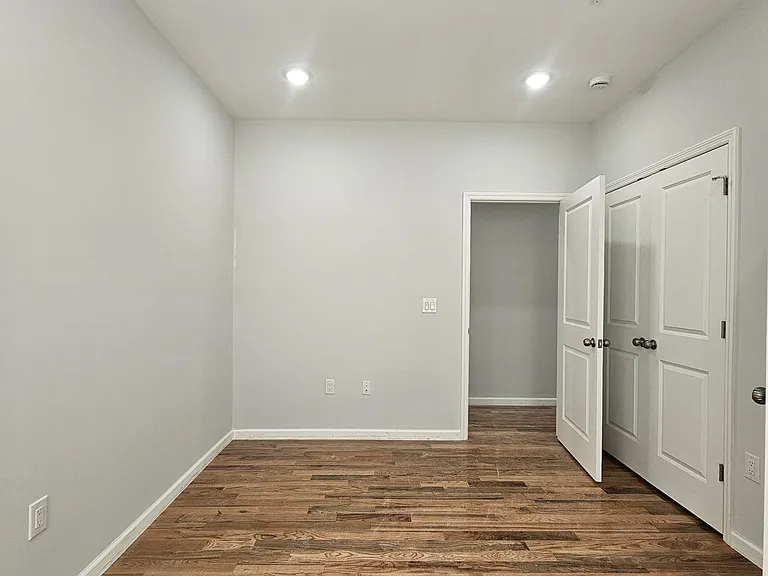 414 S 10th St #2 — Photo 10