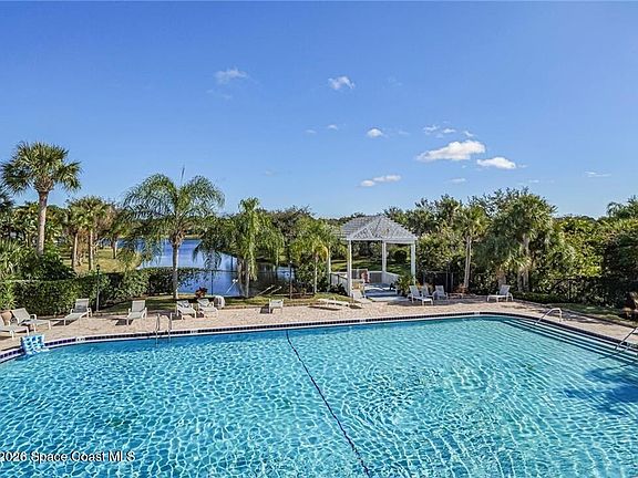 3rd image of 1415 Tradewinds Way