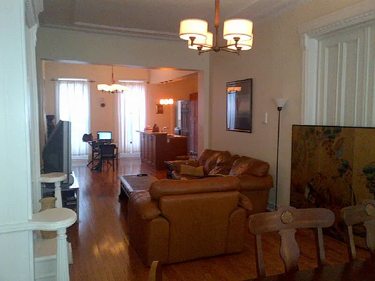 Rented by Flateau Realty | media 16