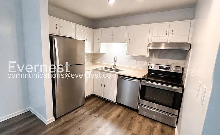 154 Goodson Ave #B — Photo 3