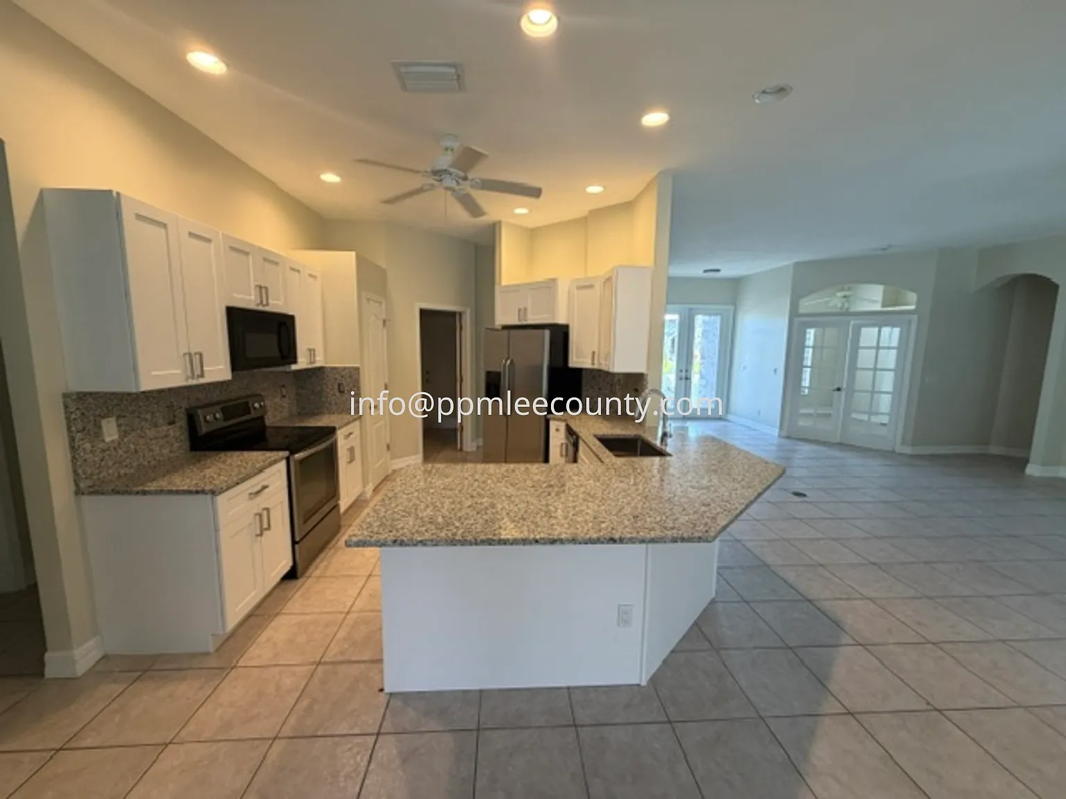 3 bed, 2.0 bath, 2138 sqft, $3,200 — Photo 3