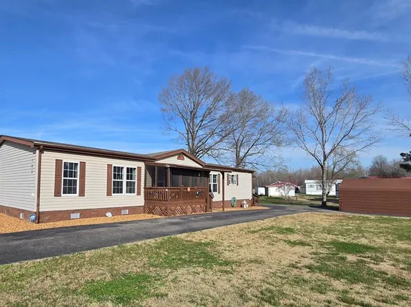 182 Running Deer Ln, Paris, TN 38242