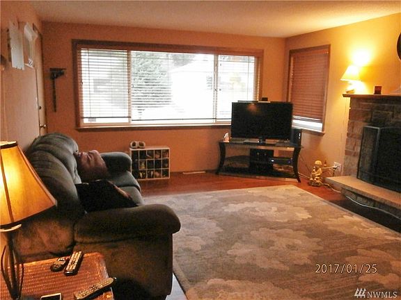 5th image of 3402 Glendale Dr W