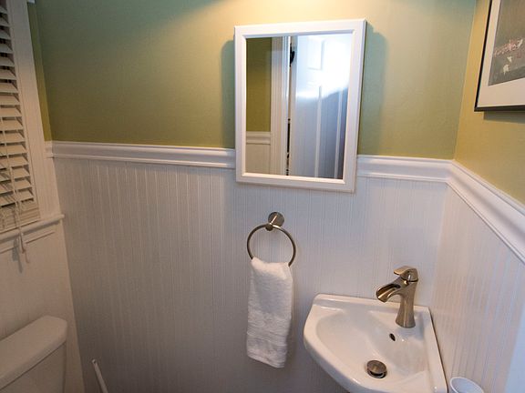 5th image of 107 Brockett Dr