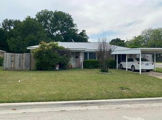 3817 Dakota Trl, Lake Worth, TX 76135