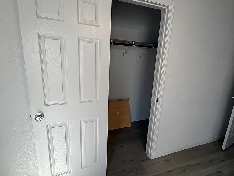 325 Mission St — Photo 9