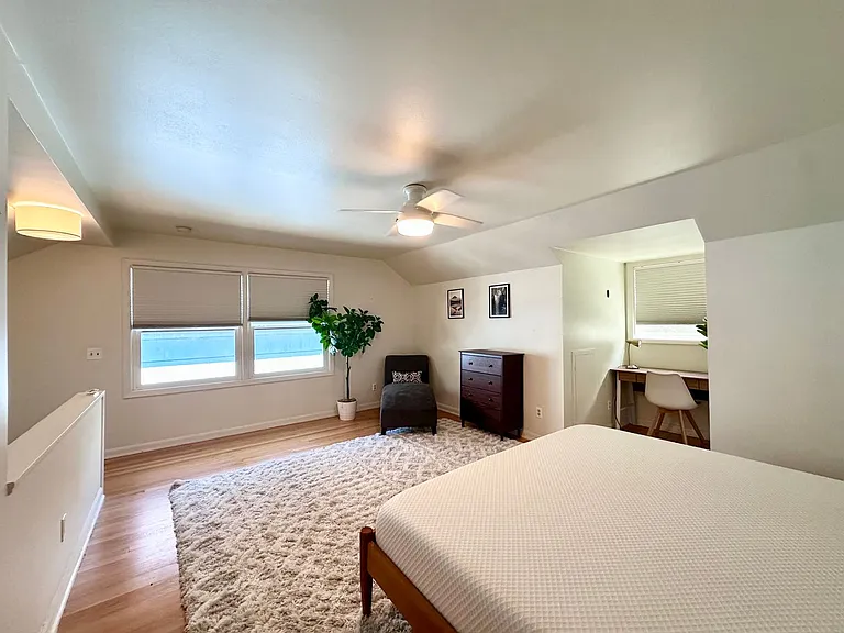 Lovely Duplex NE Portland - 2 bed, 1 bath w/Garage! — Photo 20