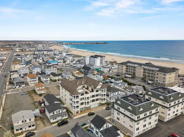 22 K Street #202, Hampton, NH 03842