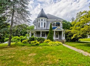 102 Church St, Ware, MA 01082