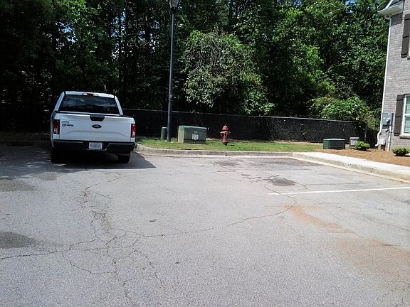 4th image of 2885 Creek Bottom Ct