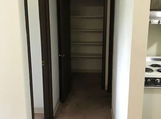 316 E 16th St APT 17, South Sioux City, NE 68776