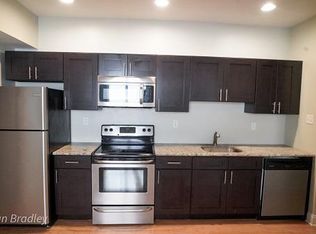 329 N 40th St #3B, Philadelphia, PA 19104