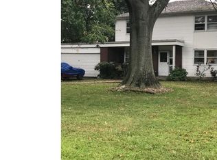 718 Big Oak Rd, Morrisville, PA 19067