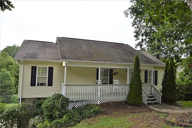1st image of 1205 Acorn Ct SW