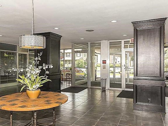 Lobby/Reception.