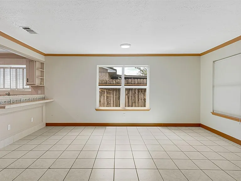 7742 Whidbey Island Dr — Photo 8