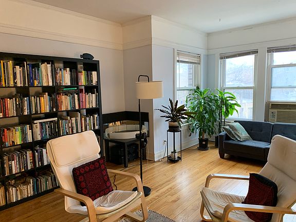 3rd image of 1319 W Early Ave APT 2