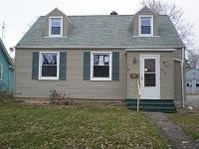 1st image of 815 Warwick Dr