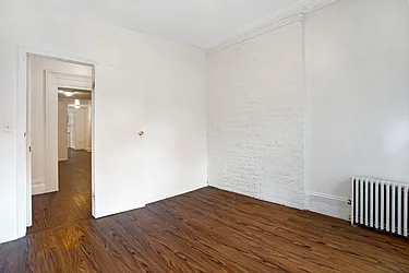 Rented by Moises Farhart, LREB