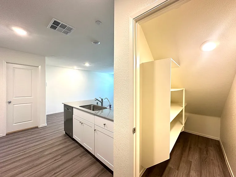 3756 Sonrisa Vista Ave — Photo 9