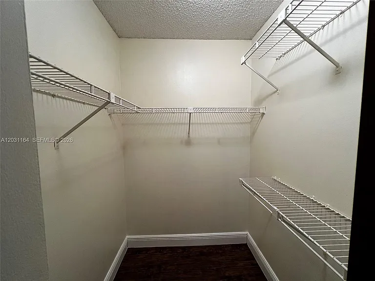 1239 SW 46th Ave #905 — Photo 12
