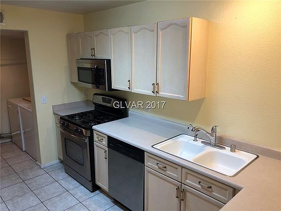 5th image of 9639 Blue Calico Dr