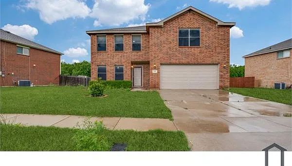 5 bed, 2267 sqft, $3,500 — Photo 2