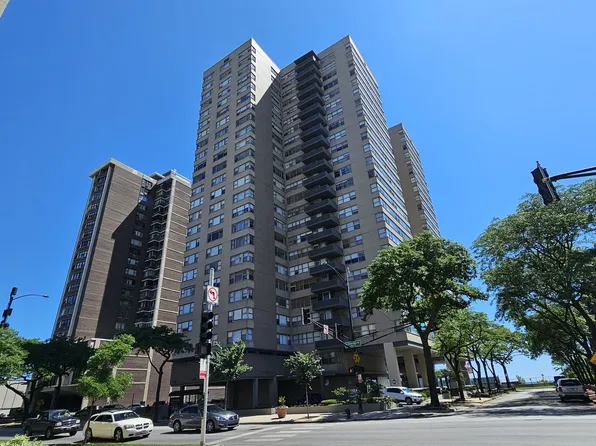 6301 N Sheridan Rd APT 18B, Chicago, IL 60660