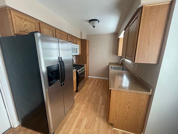 5th image of 10324 Manzanillo Ave NE