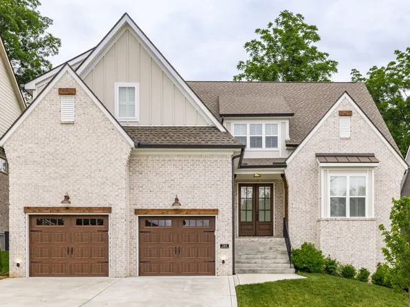 240 Valley Bend Dr, Nashville, TN 37214