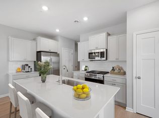 10312 Birchwood Cir, Victoria, MN 55318