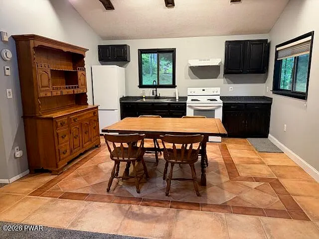 170 Eagle Pass — Photo 2