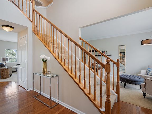 5th image of 40W241 Eastwood Ct