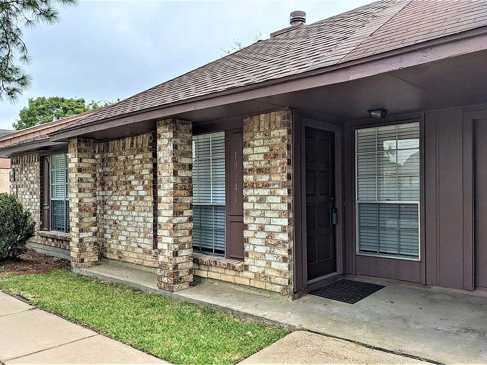 1st image of 19246 Hollowlog Dr