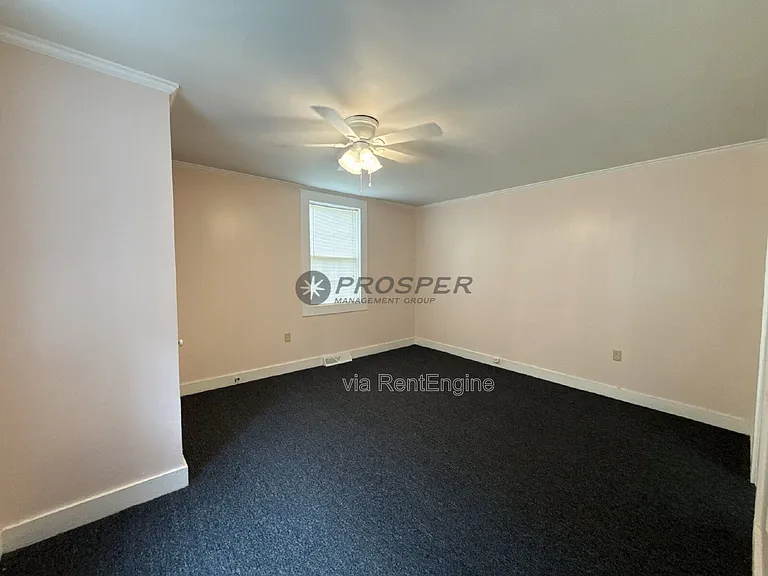 204 Fishburne St — Photo 10