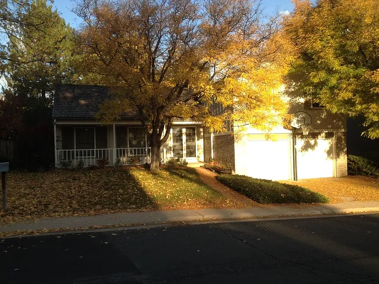 6927 S Poplar Way — Photo 1