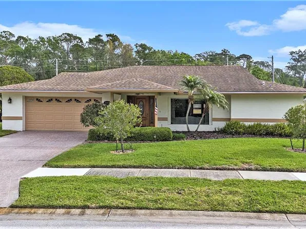 2155 Crowsnest Dr, Palm Harbor, FL 34685