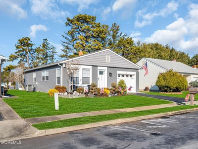 4 Elmswell Court, Toms River, NJ, 08757