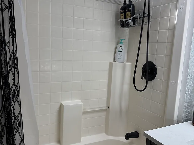 1006 Washington Ave #1 — Photo 3