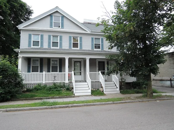 9 Maple St, Watertown, MA 02472