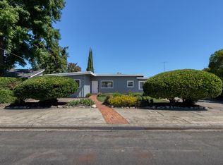 7419 Pine St, Hughson, CA 95326