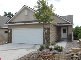 2707 Ridgeview Dr, Red Wing, MN 55066