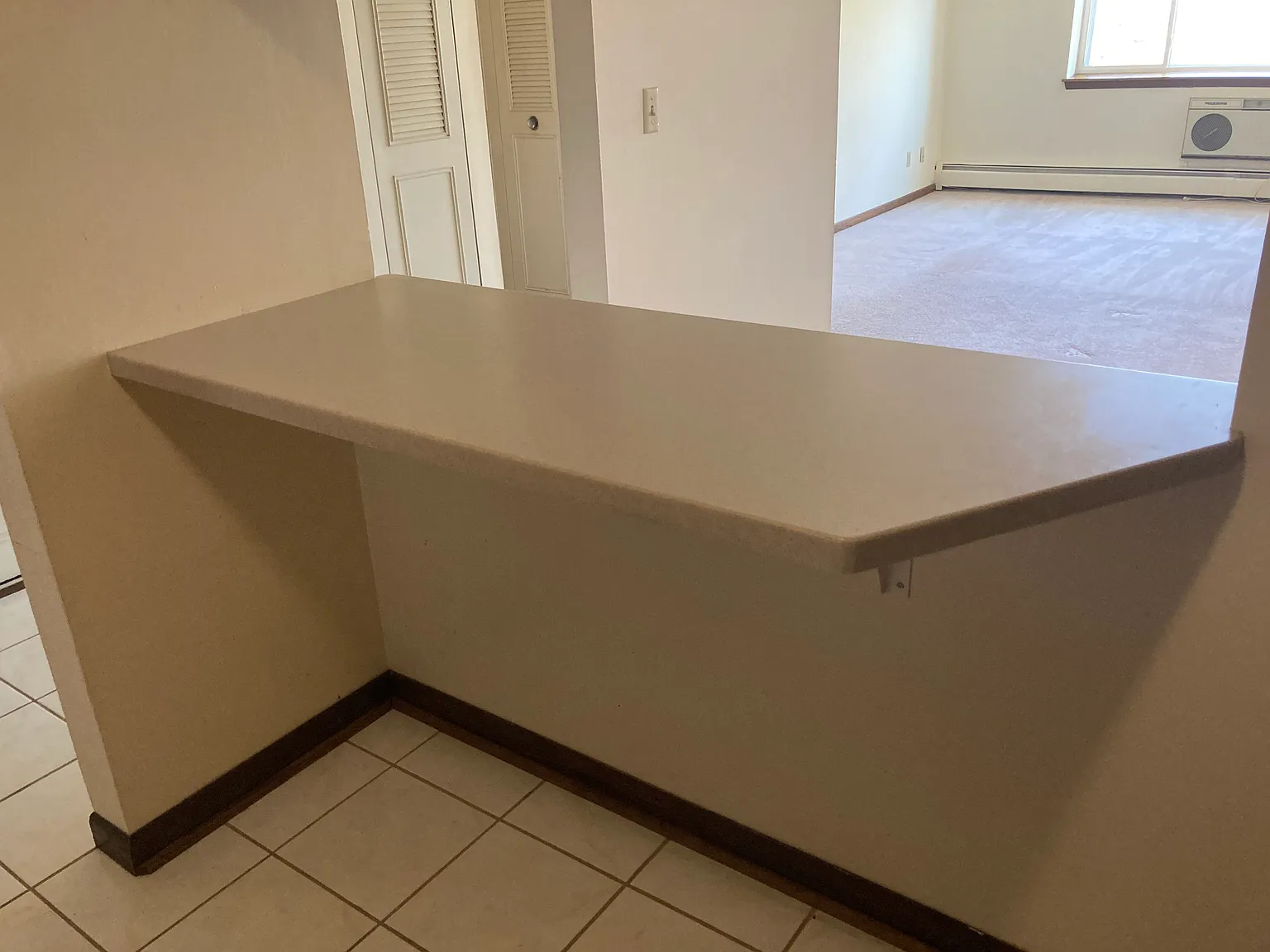 2 bed, 1.5 bath, 1000 sqft, $1,199 — Photo 4